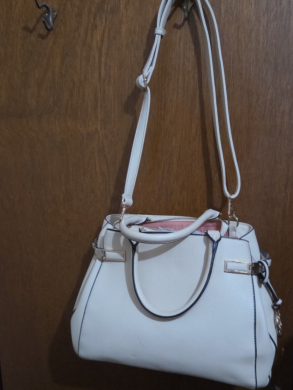 White Women's Satchel Handbag - Brand Unknown